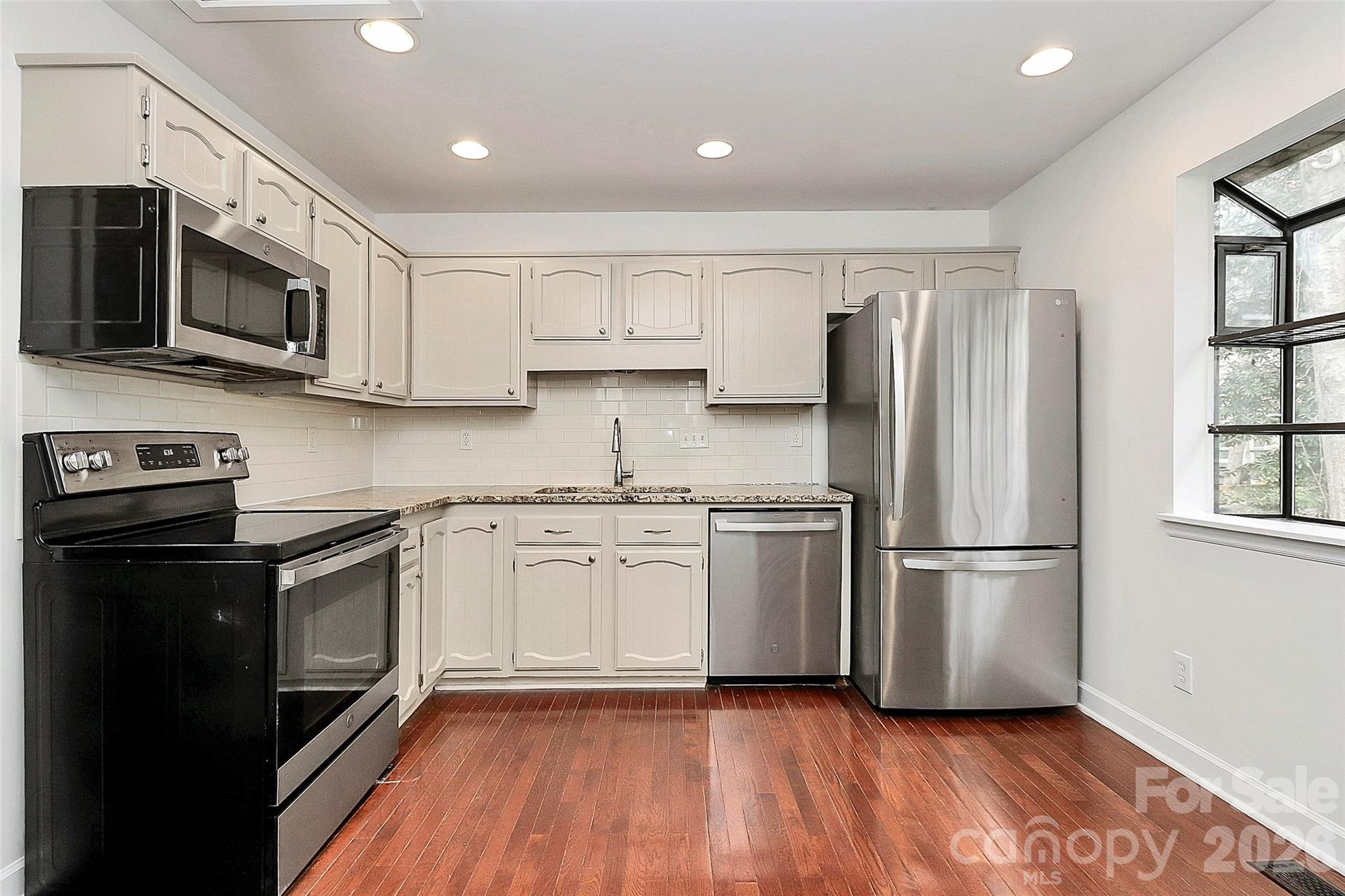 9421 Fairway Ridge Road