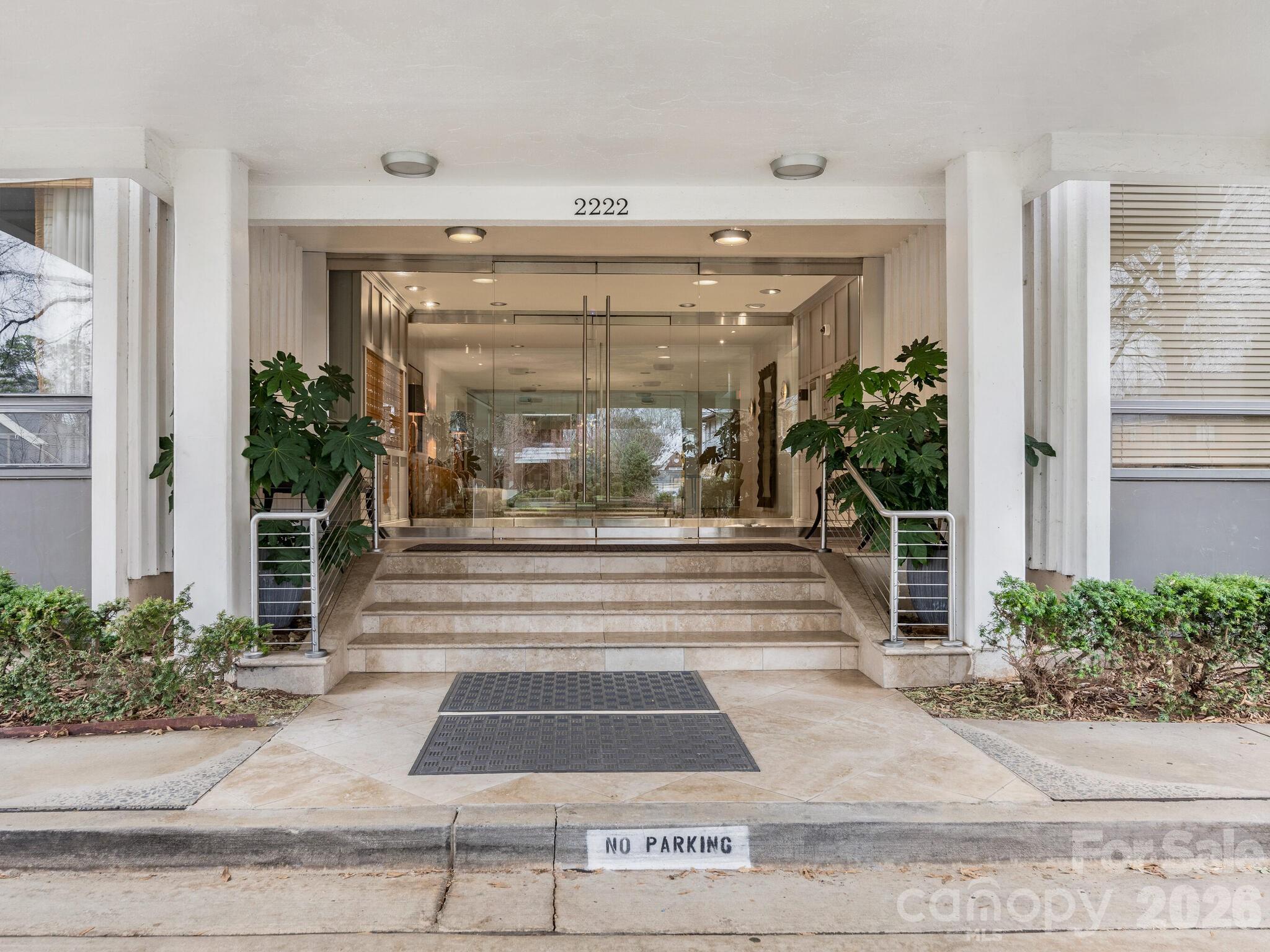 2222 Selwyn Avenue Unit: 507