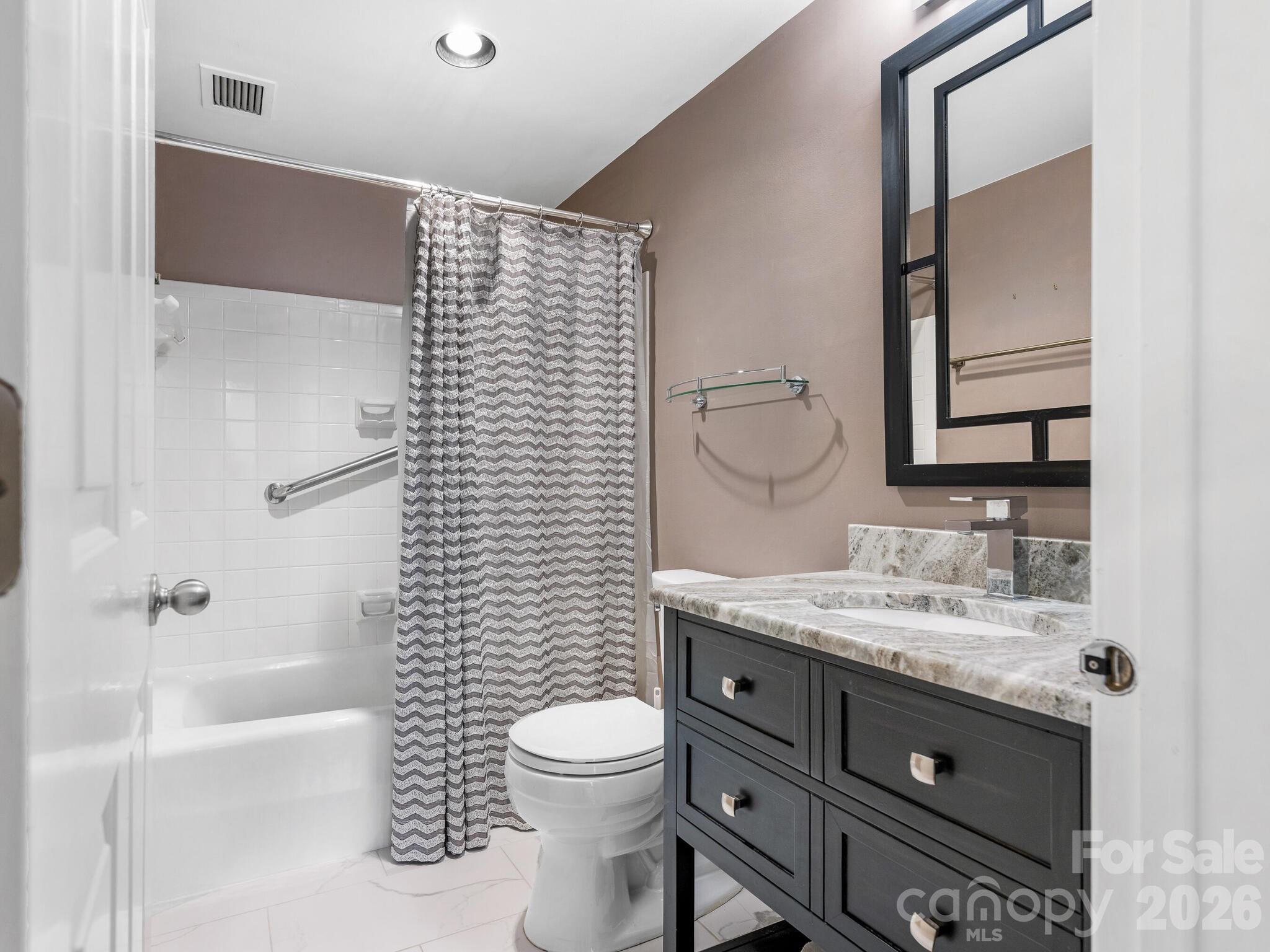 2222 Selwyn Avenue Unit: 507