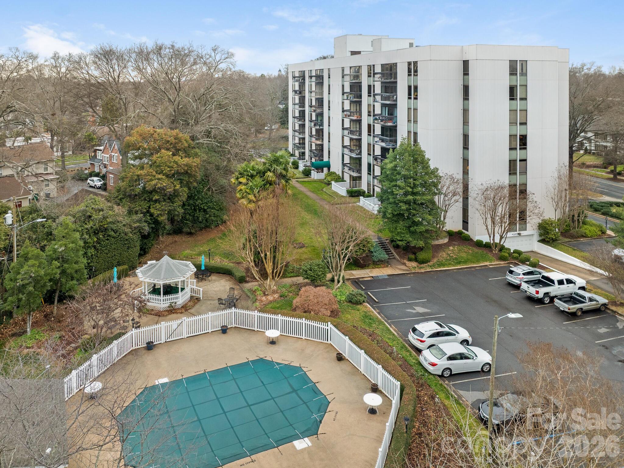 2222 Selwyn Avenue Unit: 507