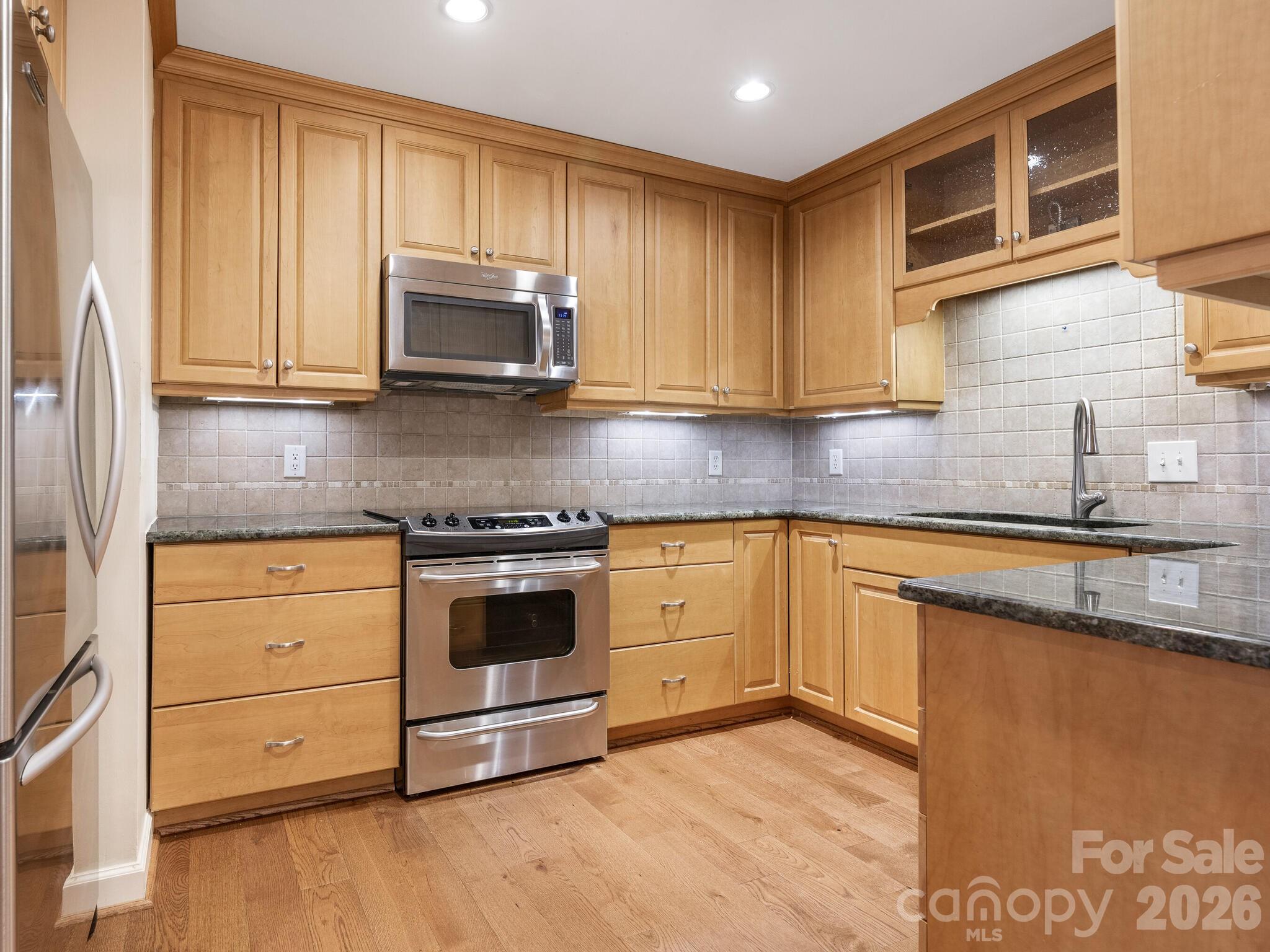 2222 Selwyn Avenue Unit: 507