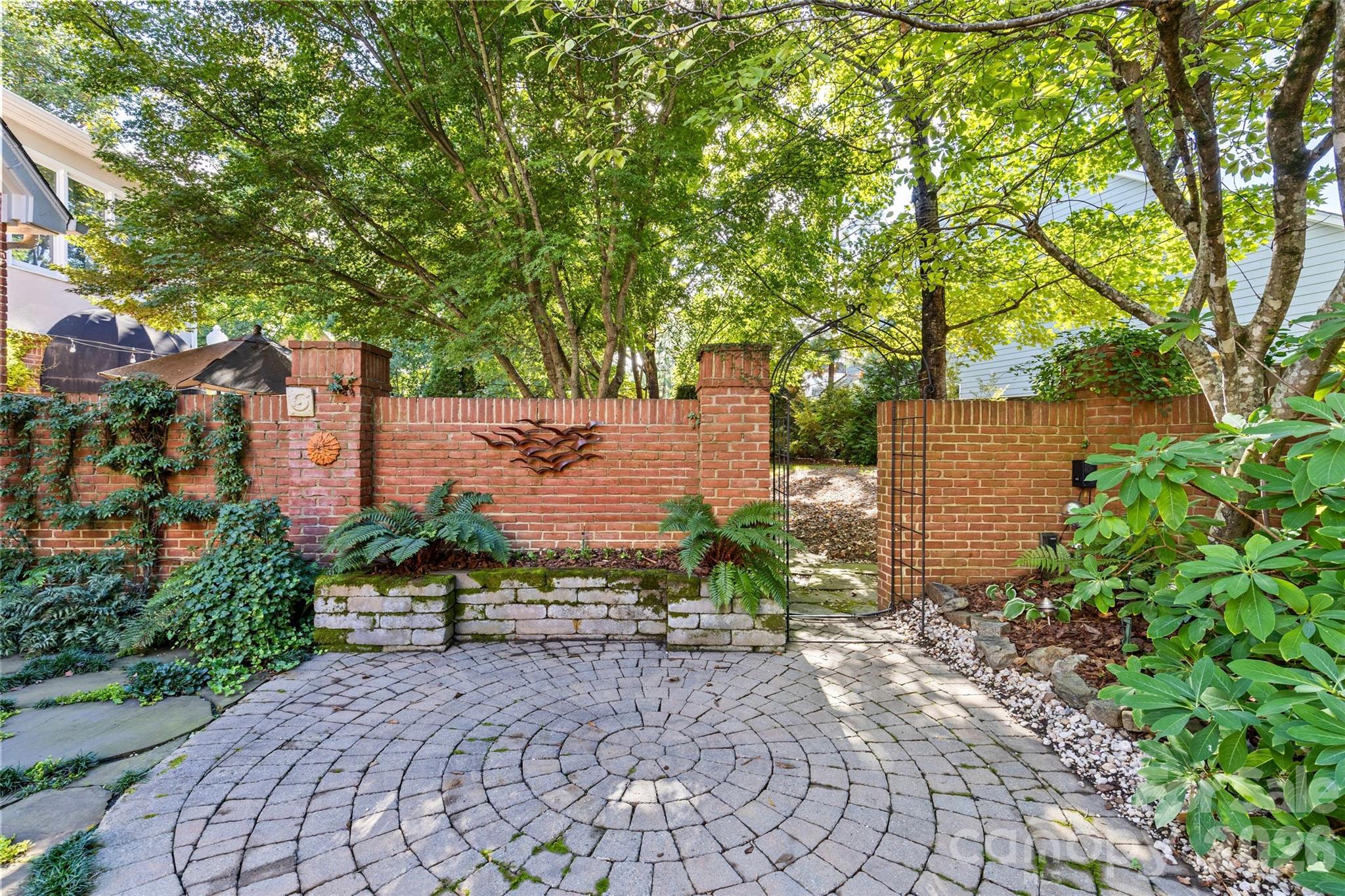 6029 Sharon Road