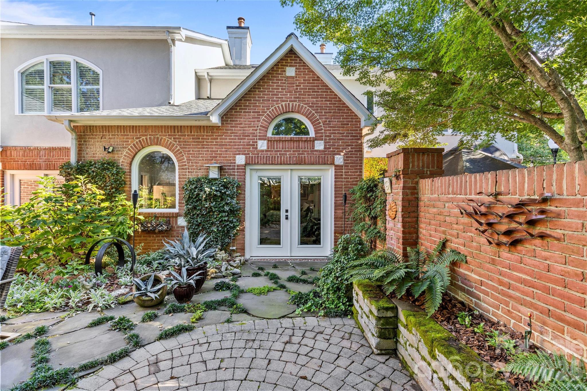 6029 Sharon Road