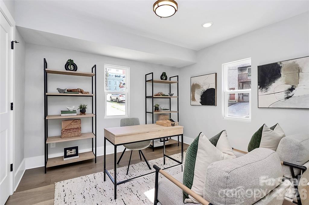 147 S Sycamore Street