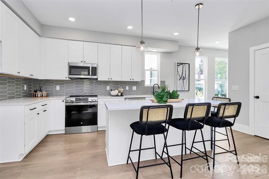 147 S Sycamore Street