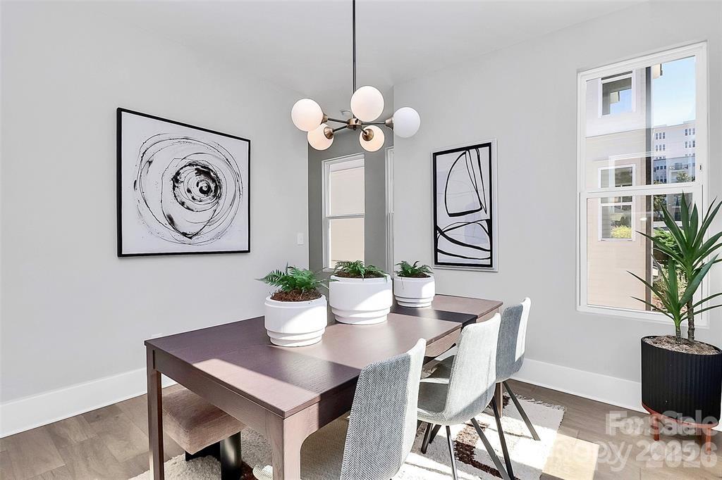 147 S Sycamore Street