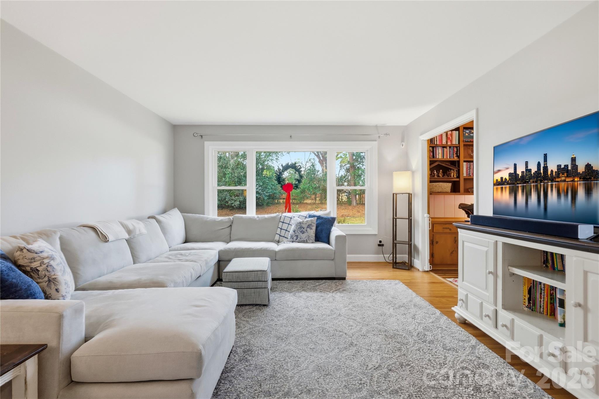 6814 Starcrest Drive