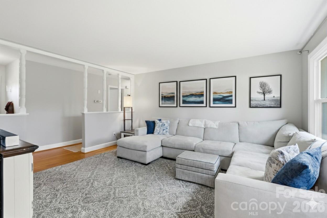 6814 Starcrest Drive