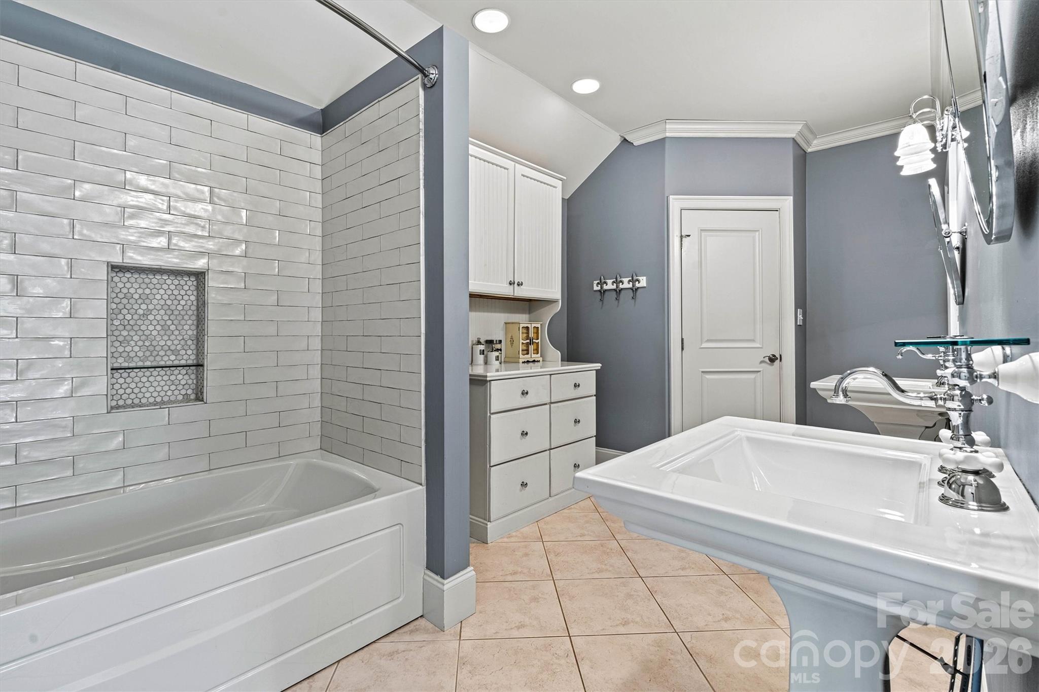 7967 Glen Abbey Circle