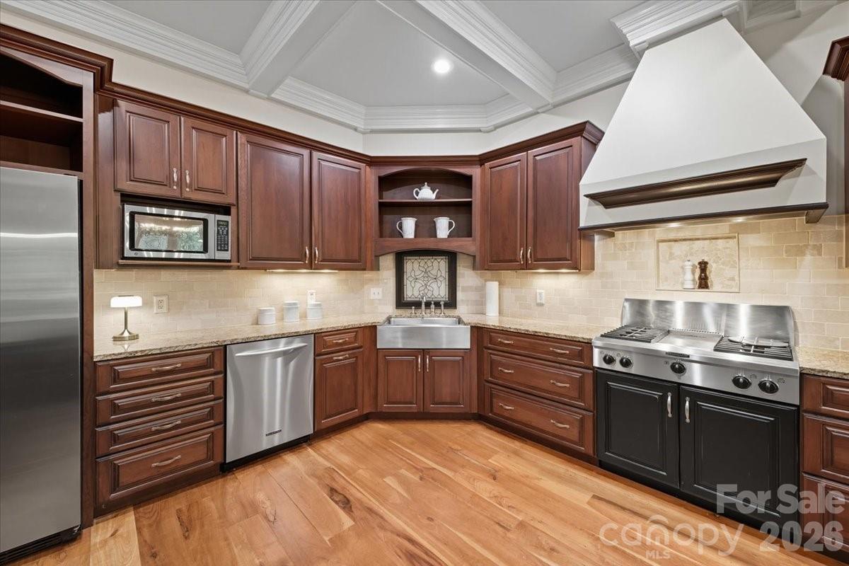 7967 Glen Abbey Circle