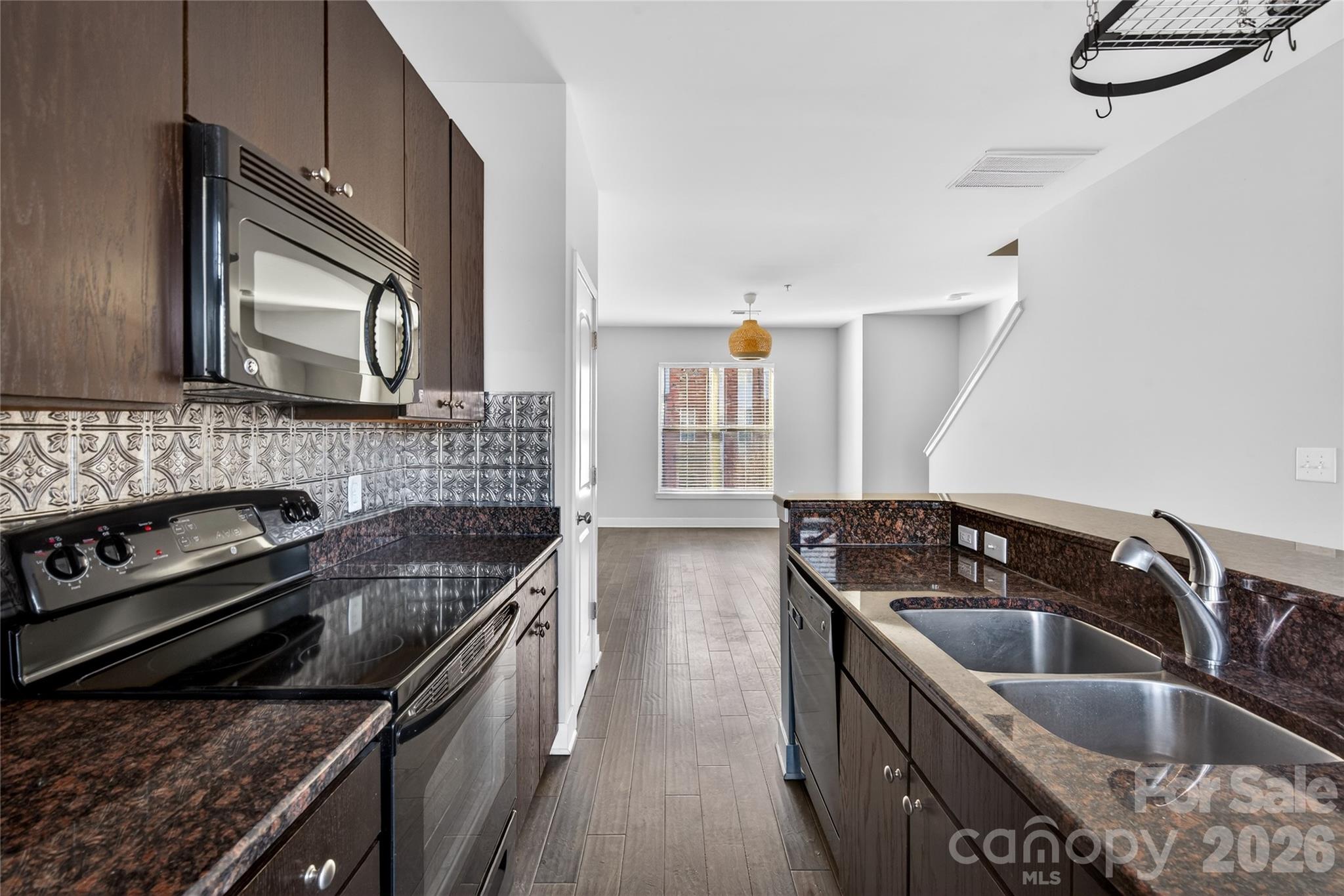 841 Seigle Point Drive