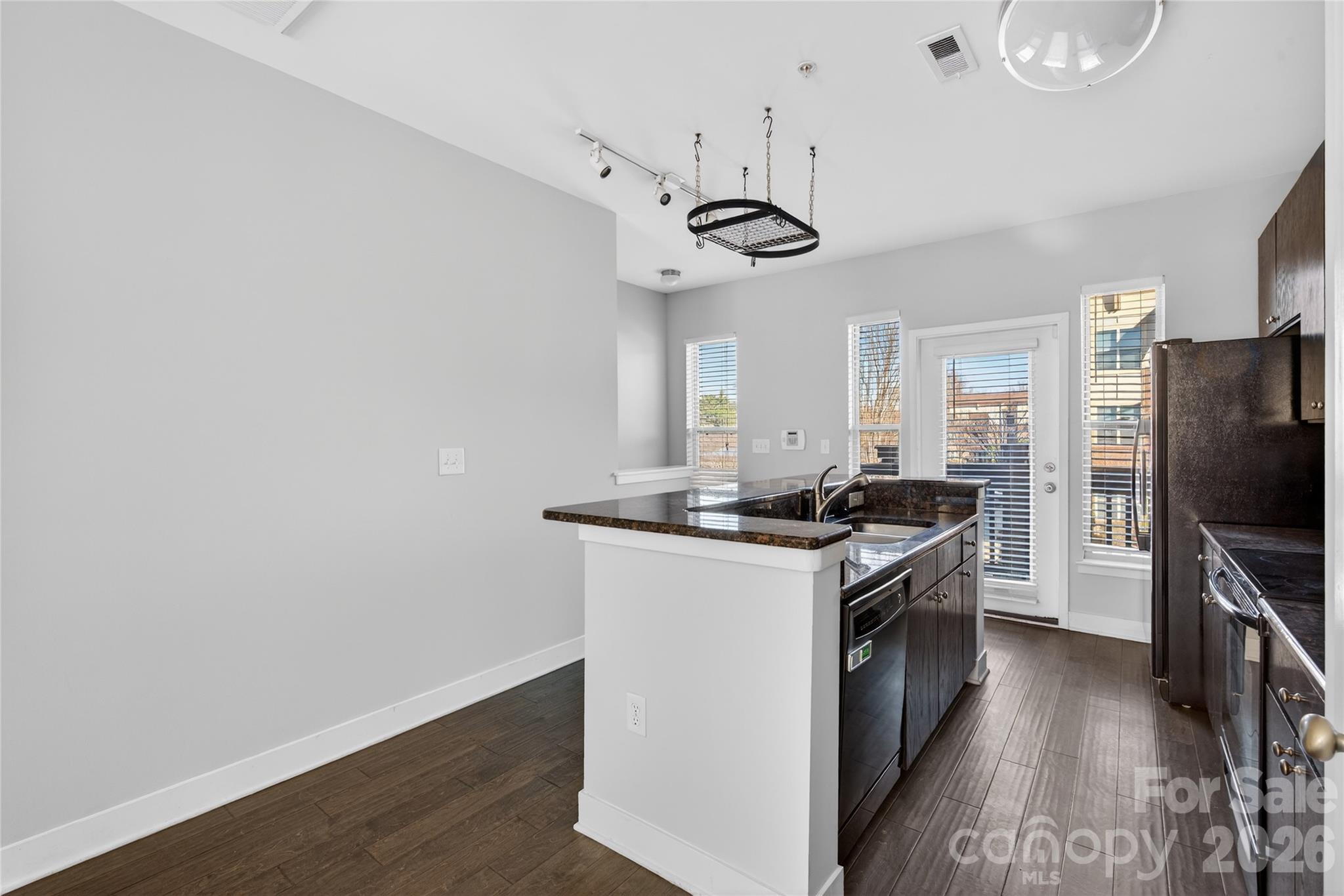 841 Seigle Point Drive