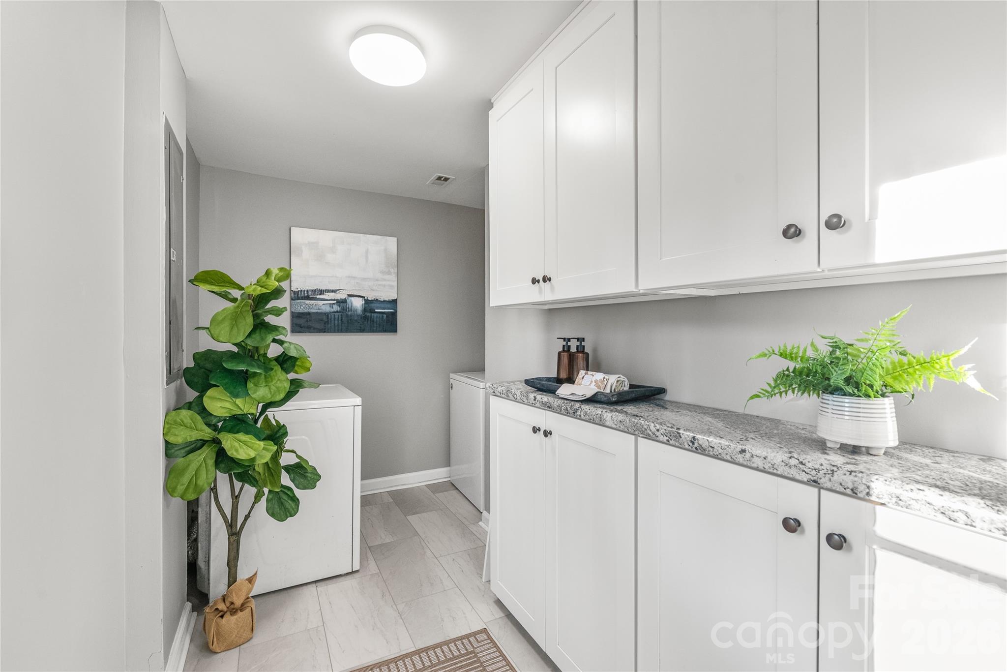 6223 Judas Tree Lane