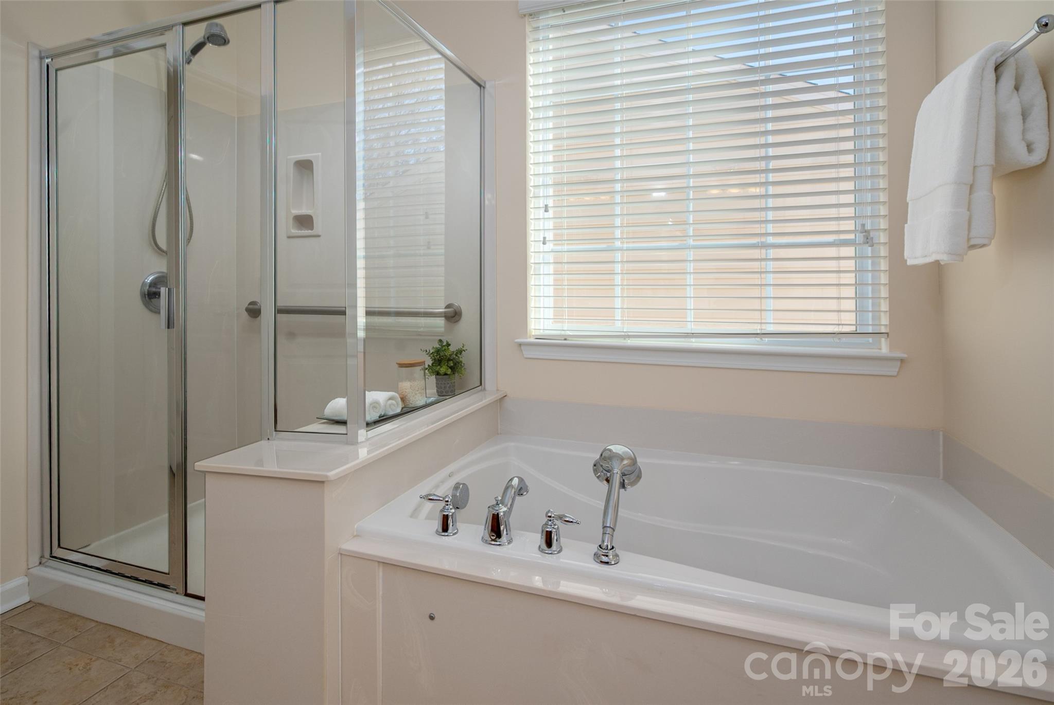 42131 Larkspur Court