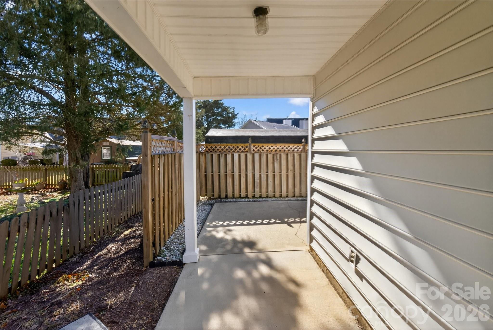 13212 Lampmeade Lane