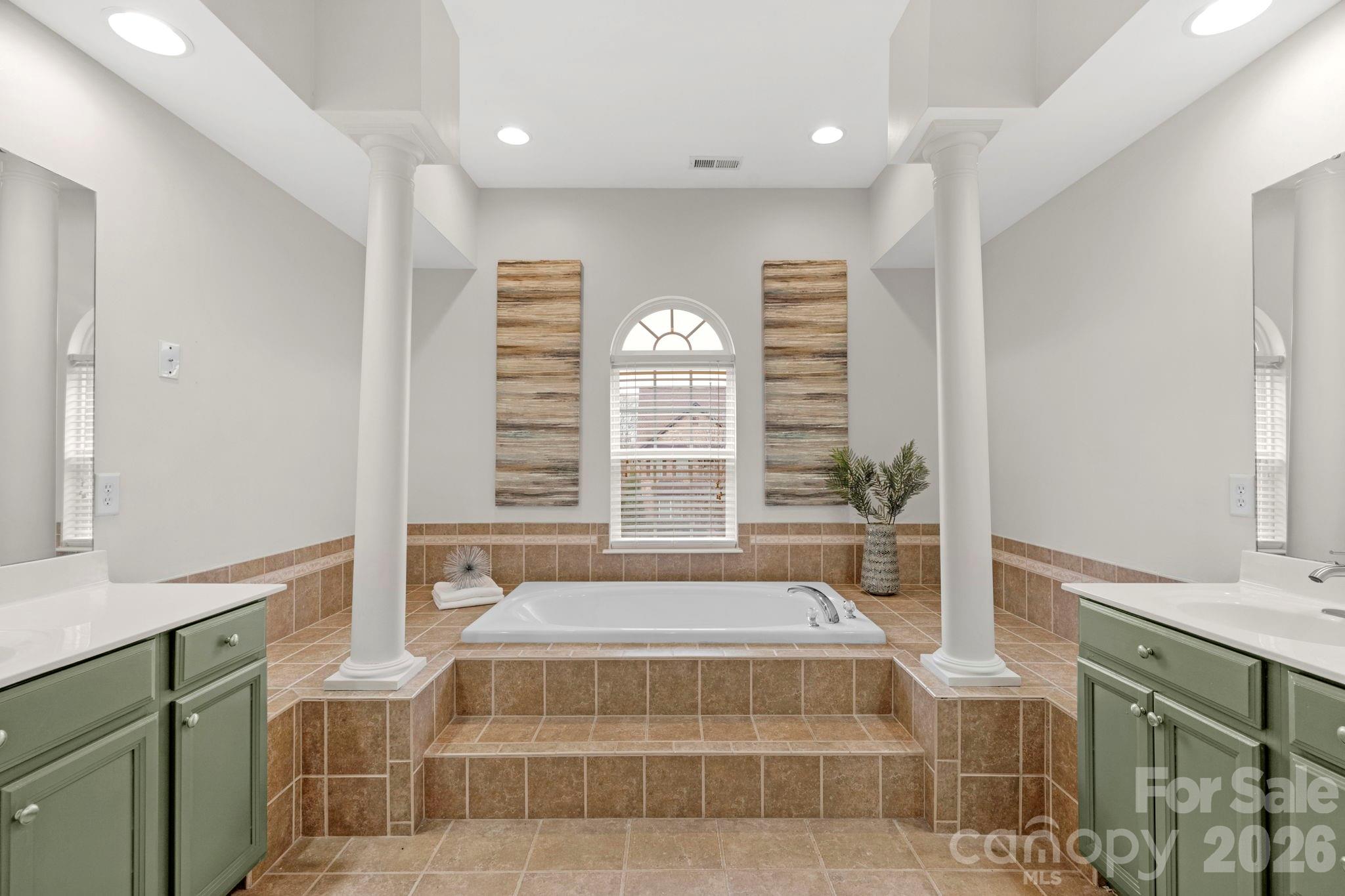 1116 Crooked River Drive