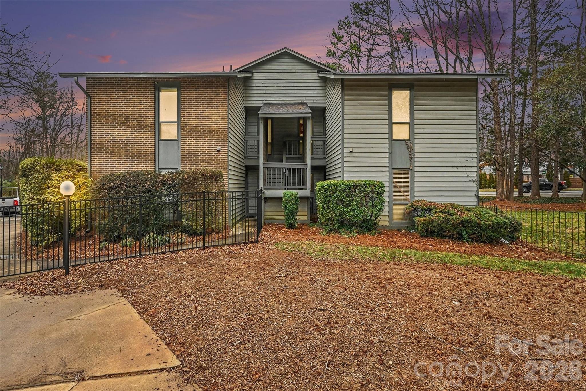 4906 Sardis Road
