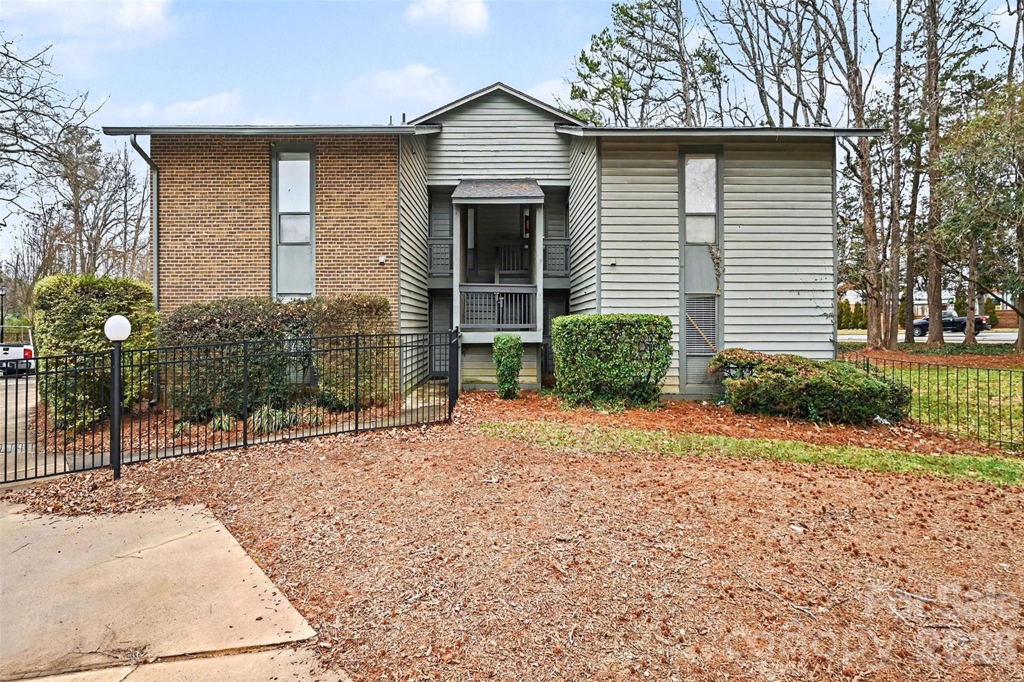 4906 Sardis Road