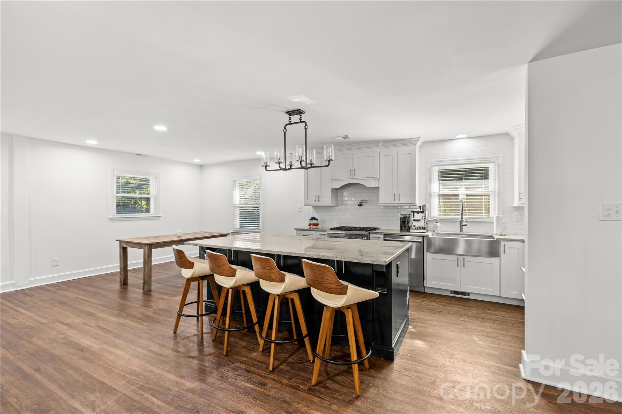 1830 Edgewater Drive