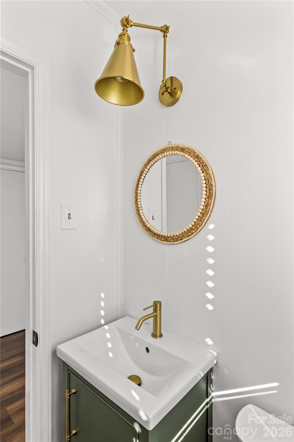 1830 Edgewater Drive