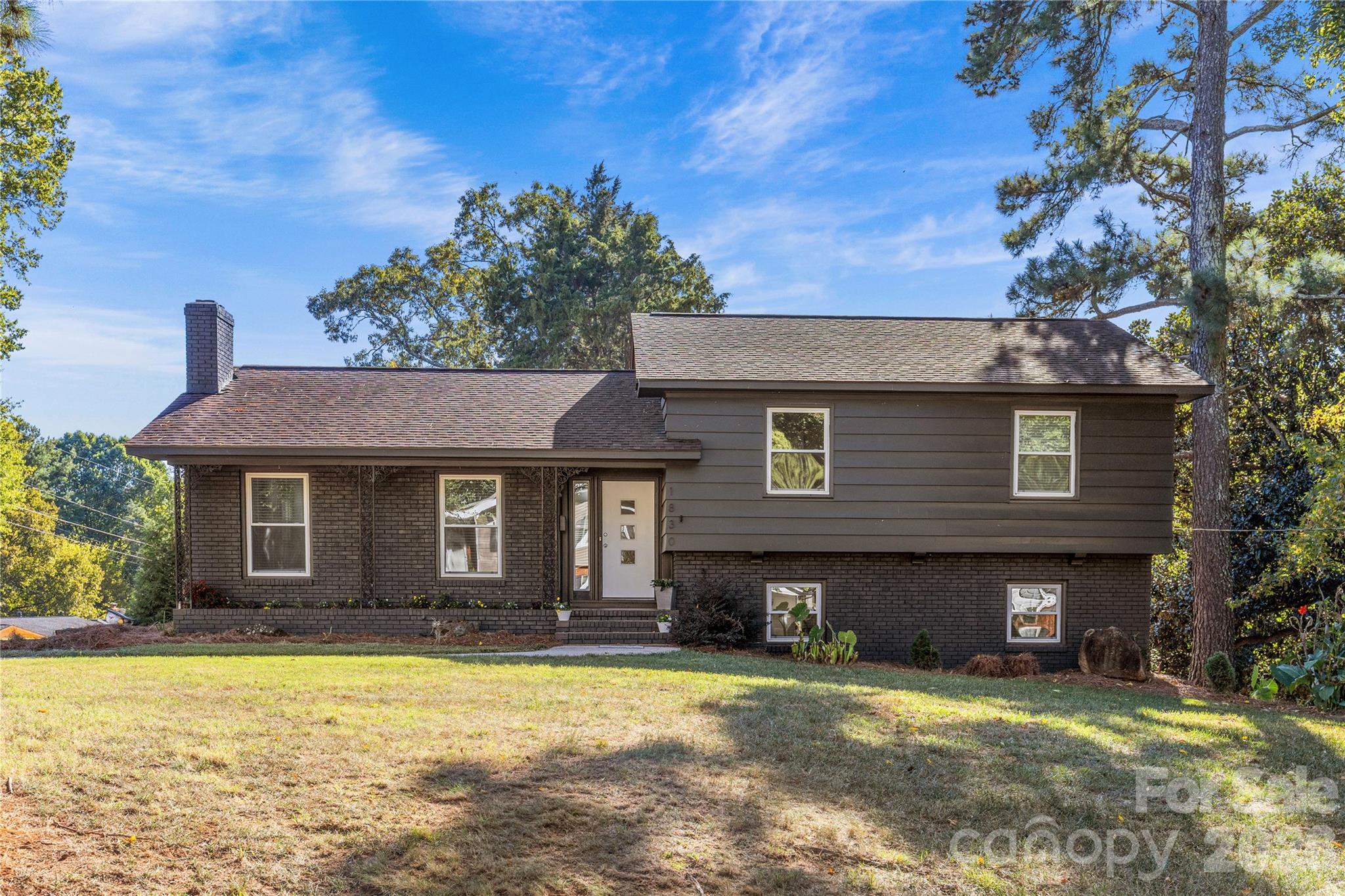 1830 Edgewater Drive