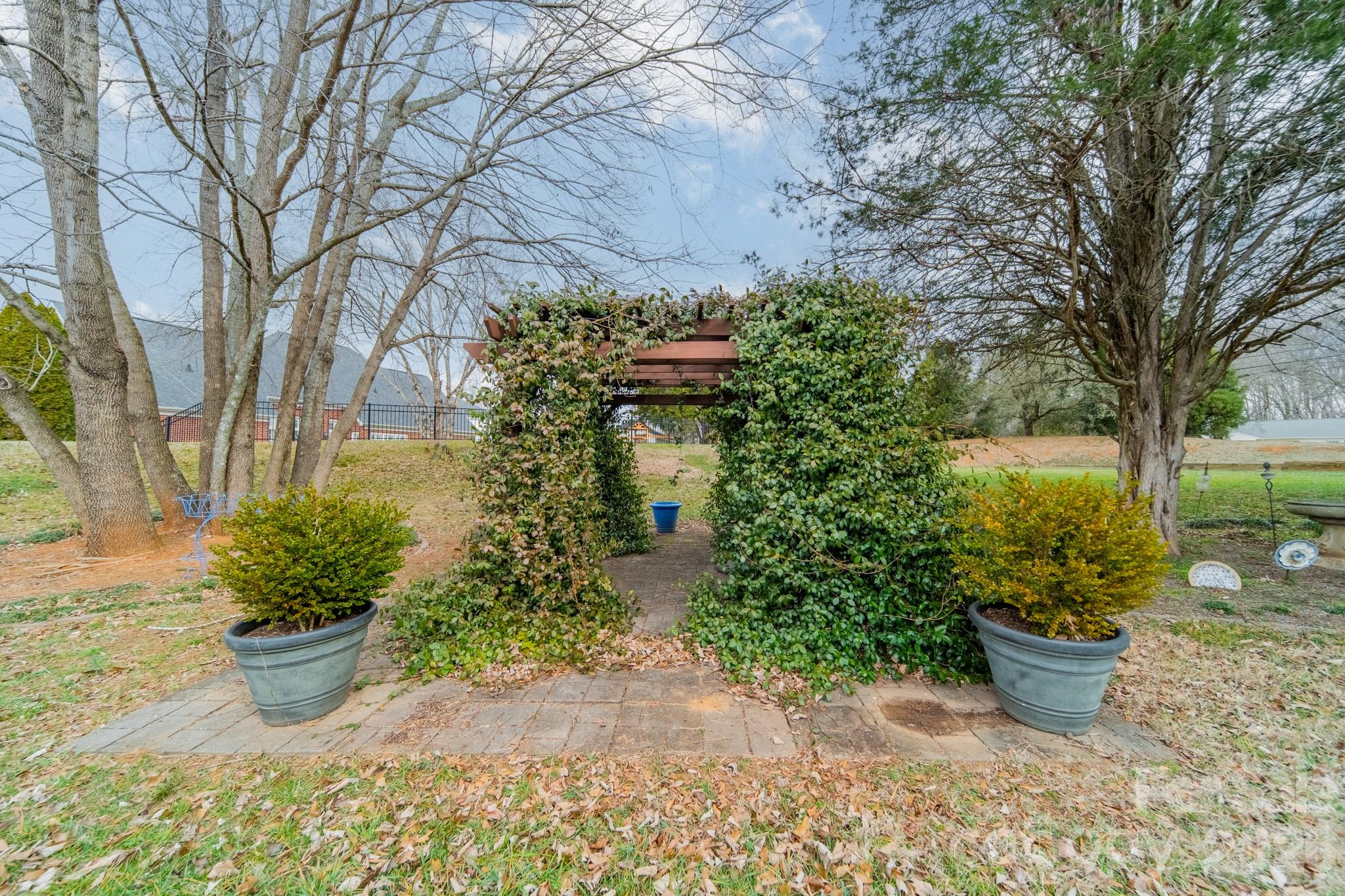 4006 Belle Meade Circle