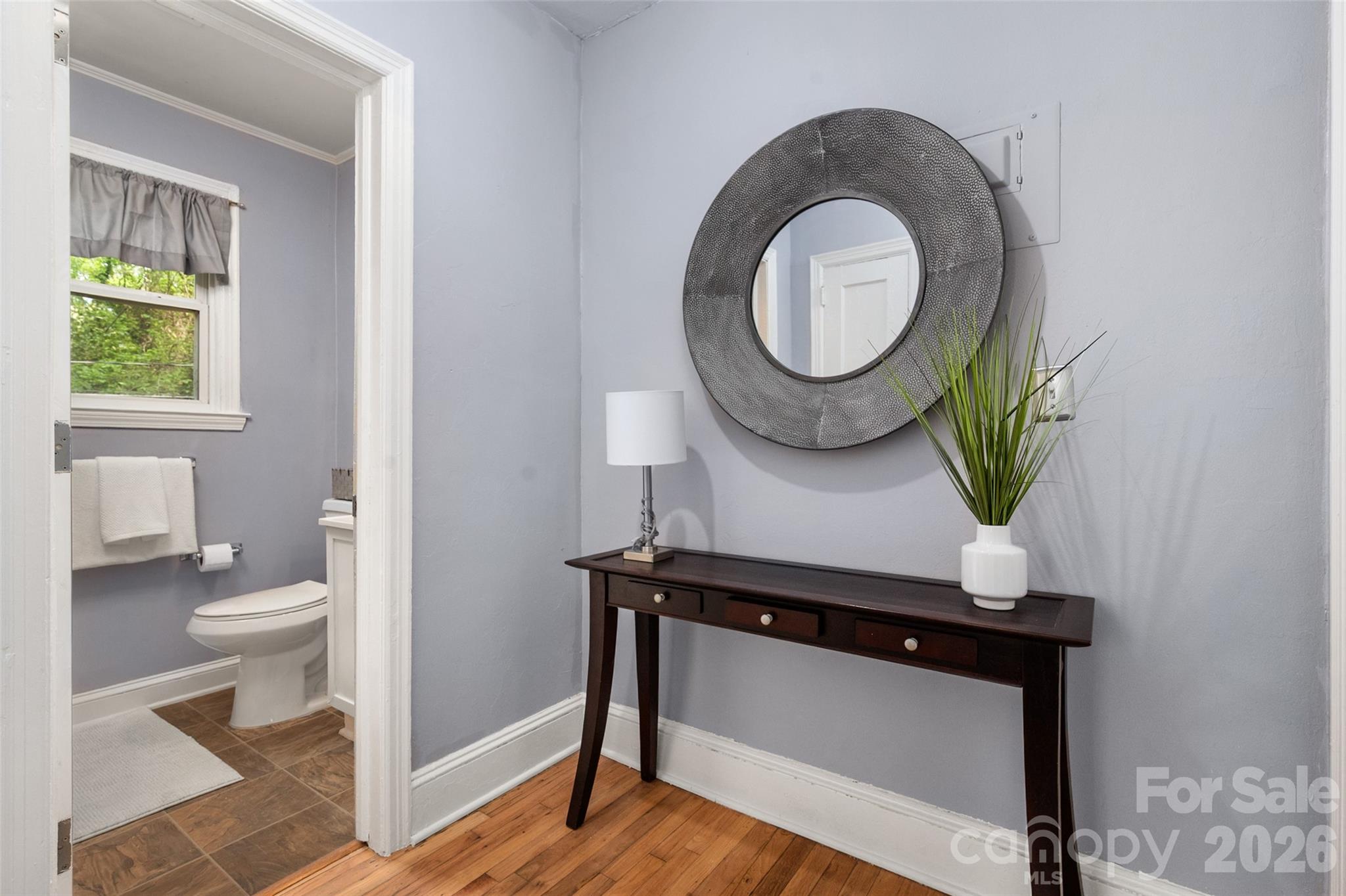 2516 Columbus Circle