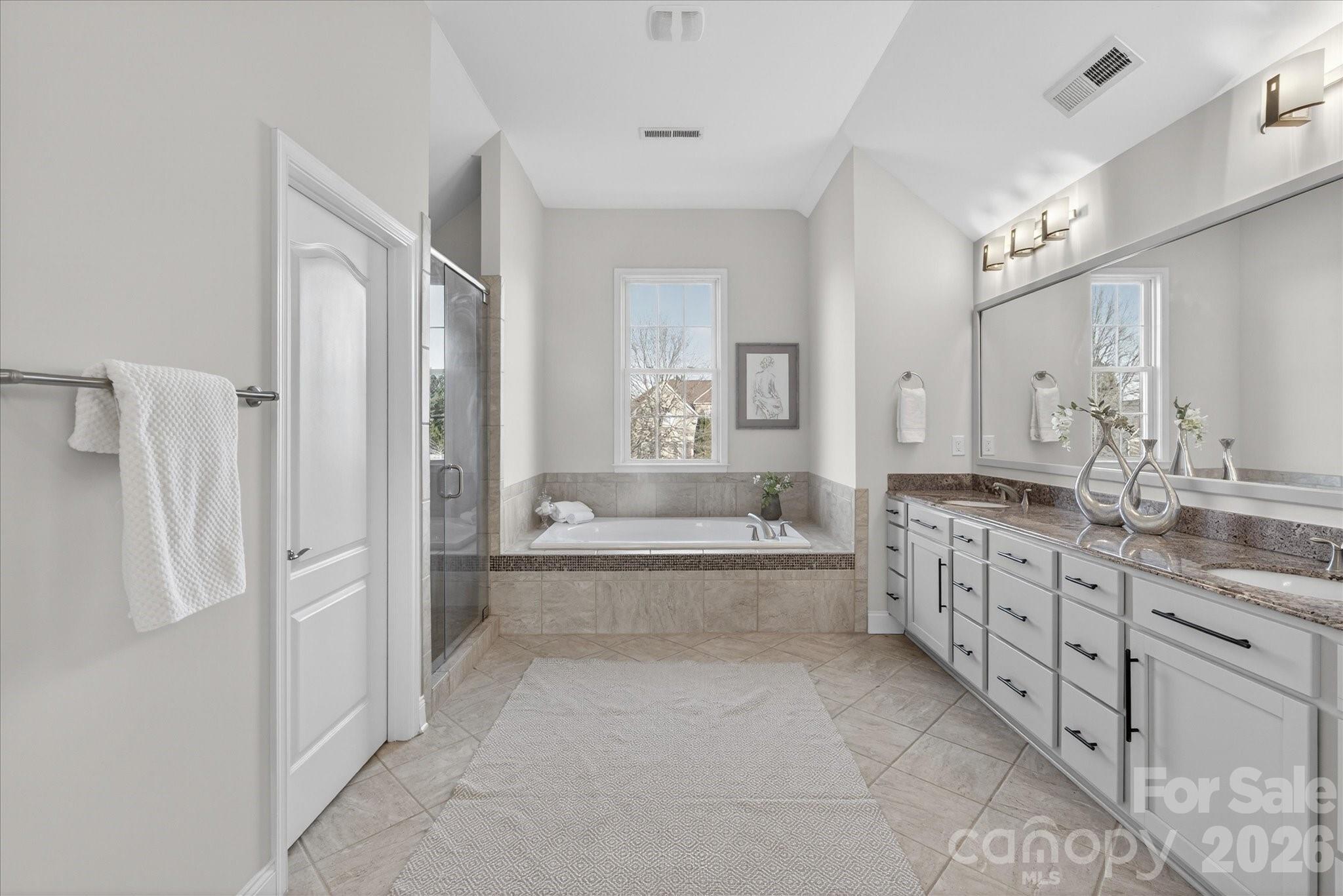 840 Wandering Way Drive