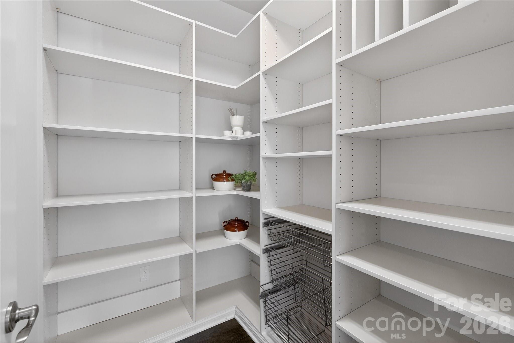 840 Wandering Way Drive