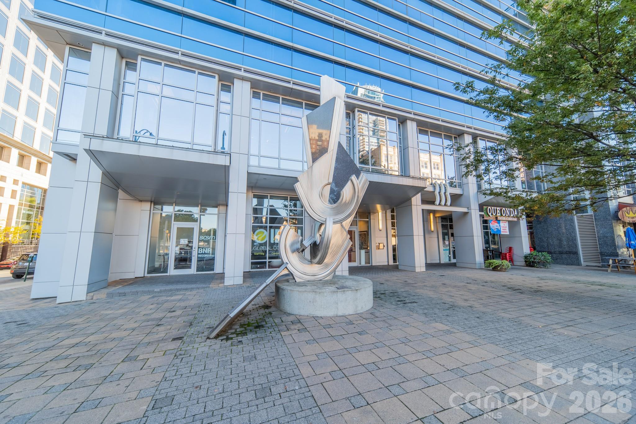 333 W Trade Street Unit: 1200