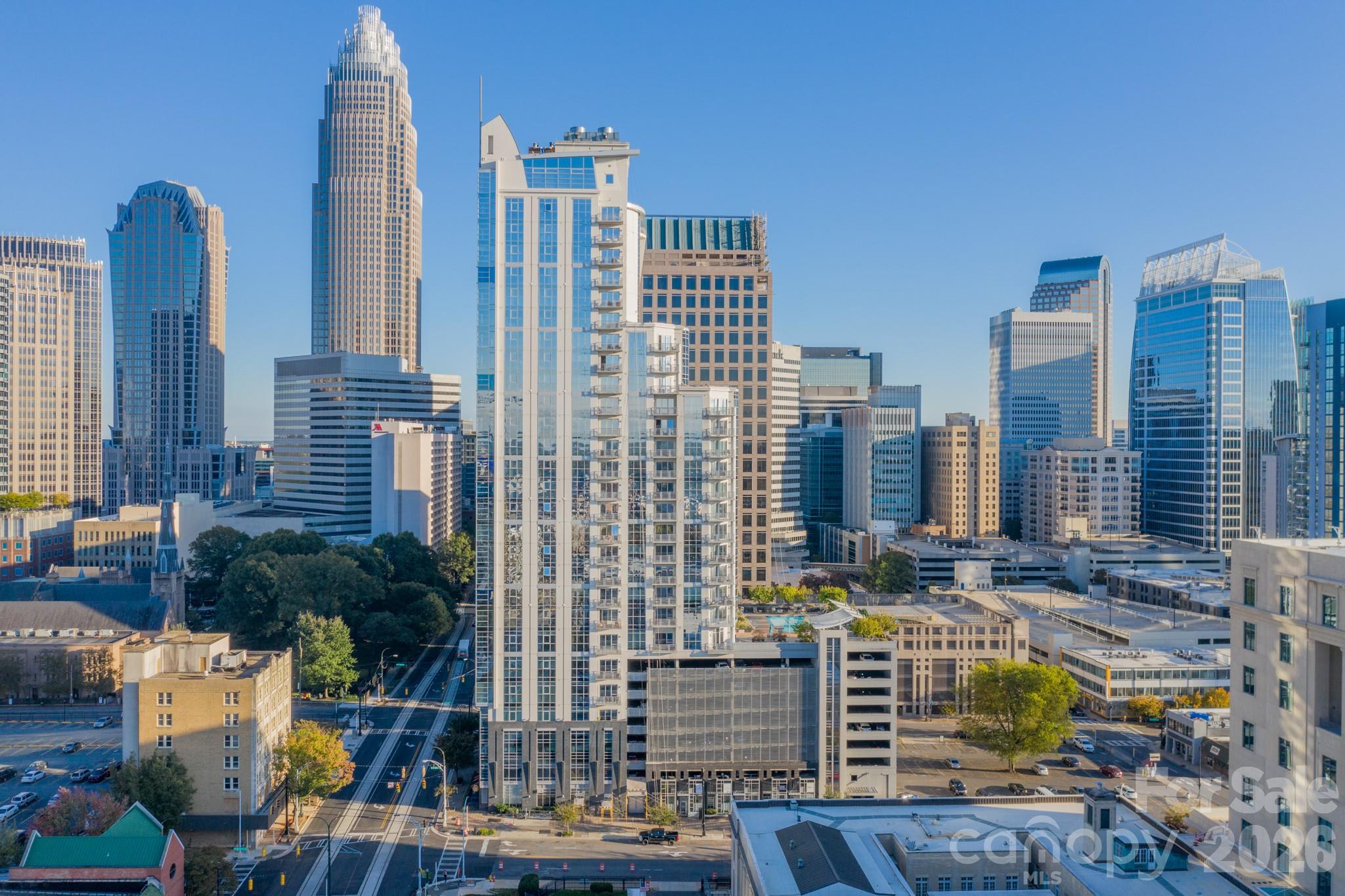 333 W Trade Street Unit: 1200