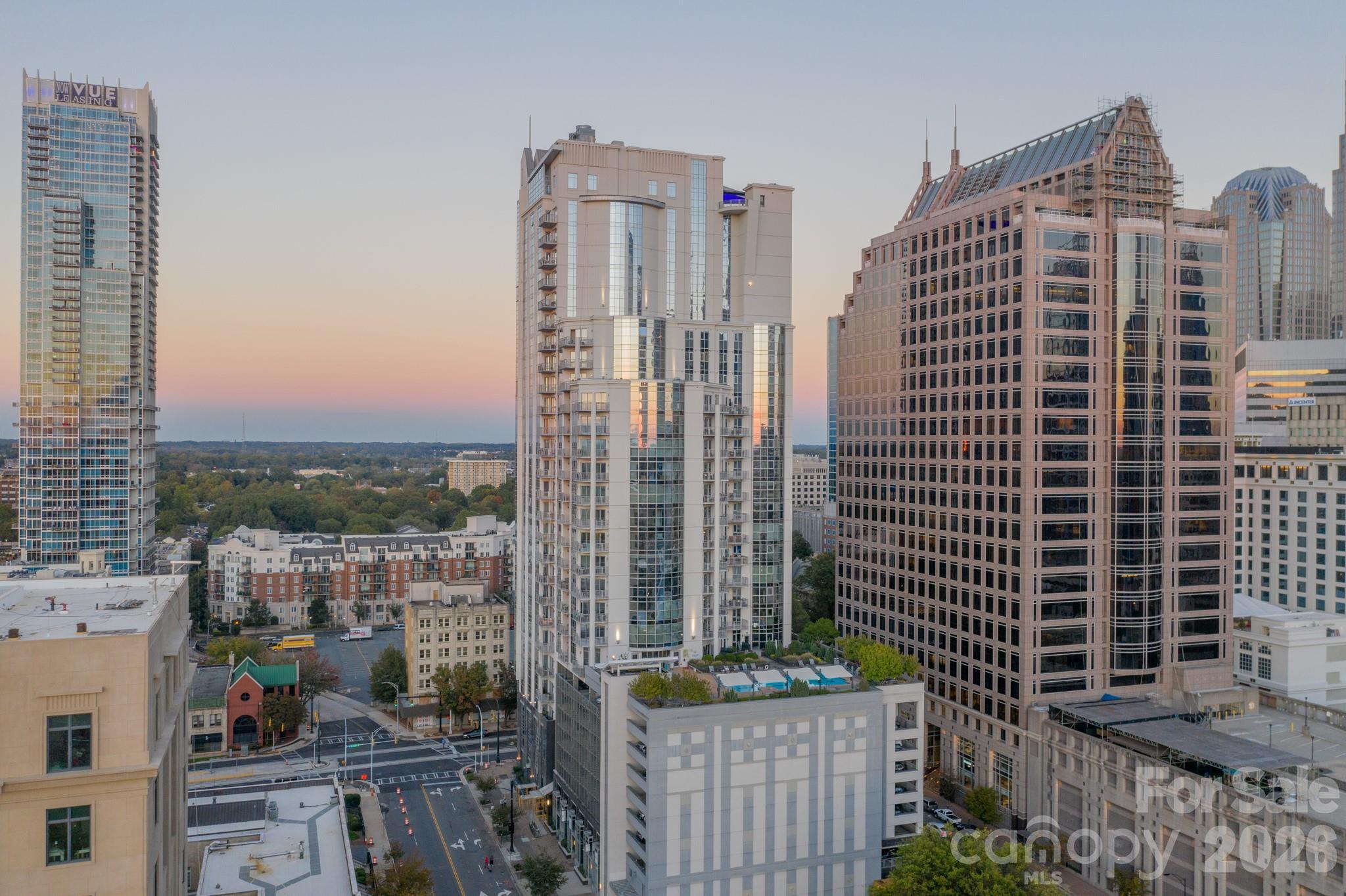 333 W Trade Street Unit: 1200