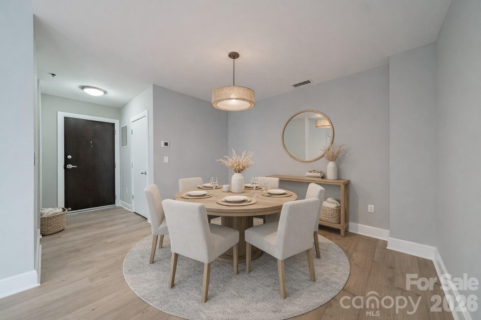 333 W Trade Street Unit: 1200