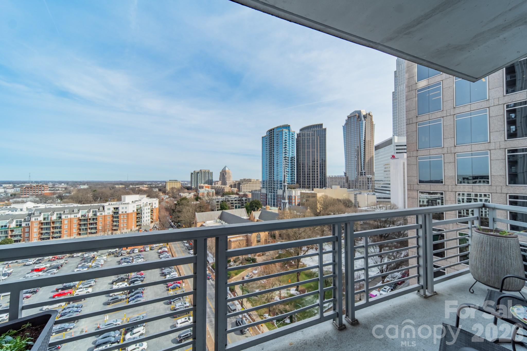 333 W Trade Street Unit: 1200