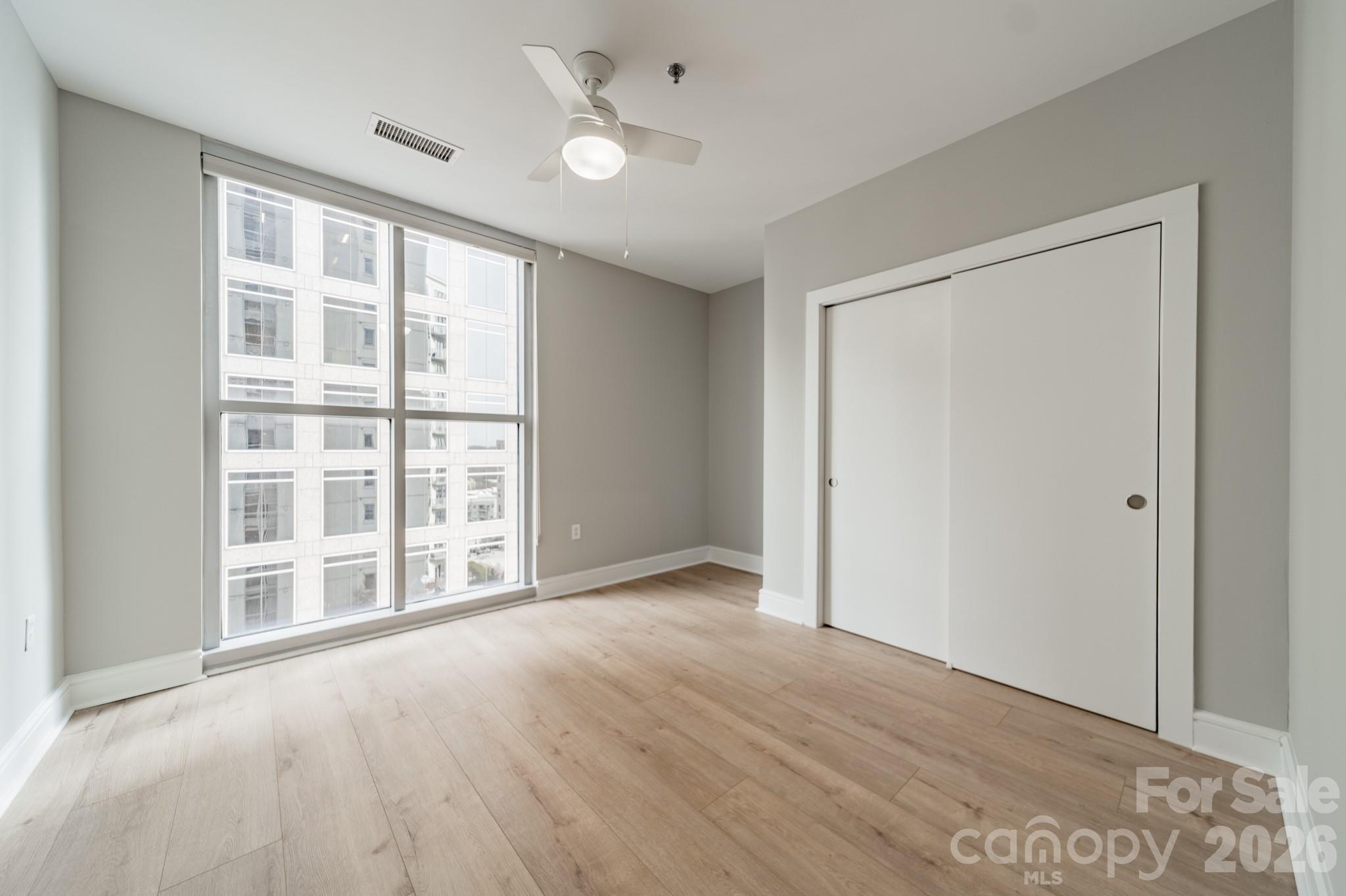 333 W Trade Street Unit: 1200