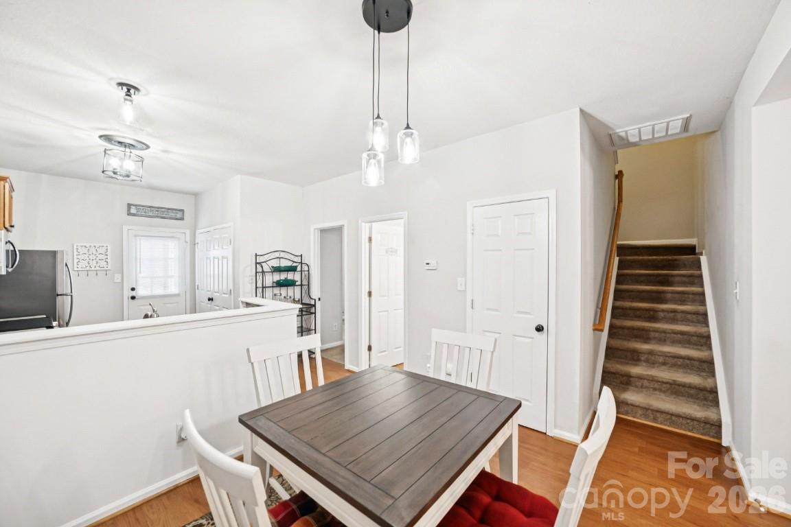 2731 Meadow Knoll Drive