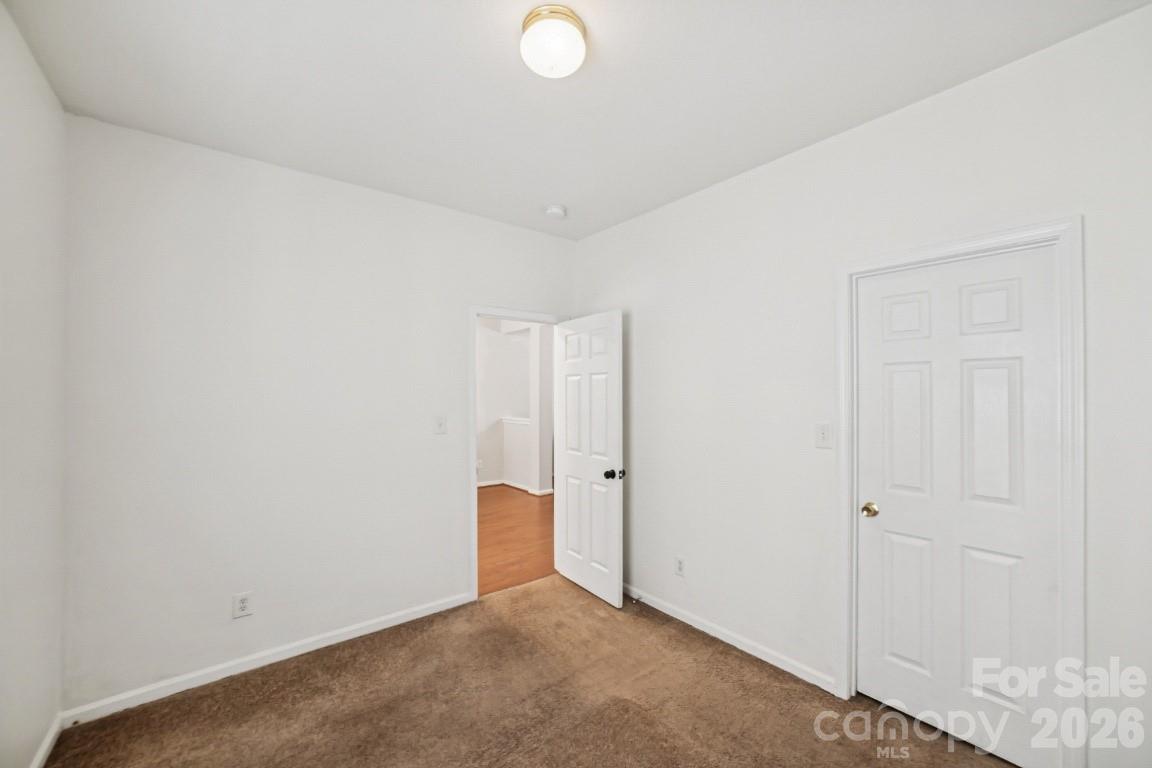 2731 Meadow Knoll Drive