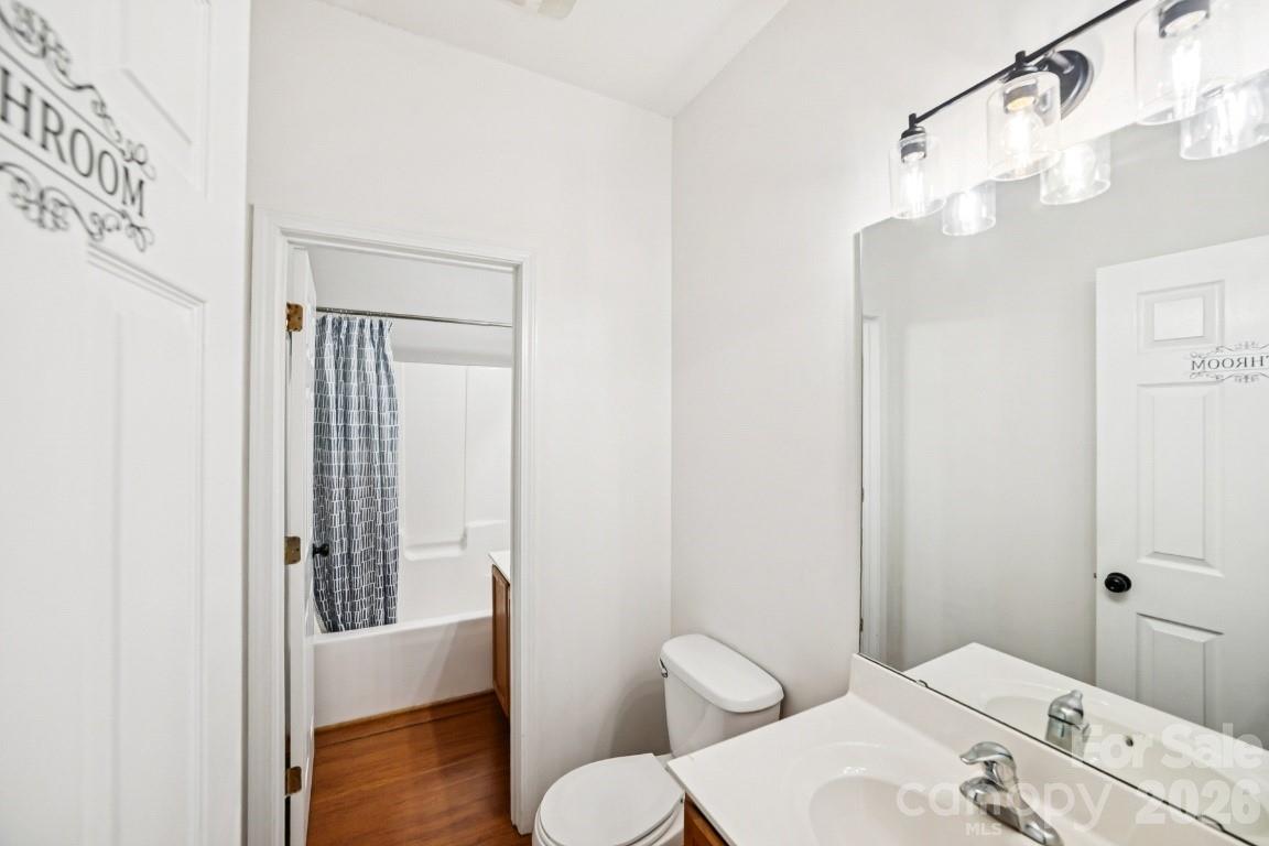 2731 Meadow Knoll Drive