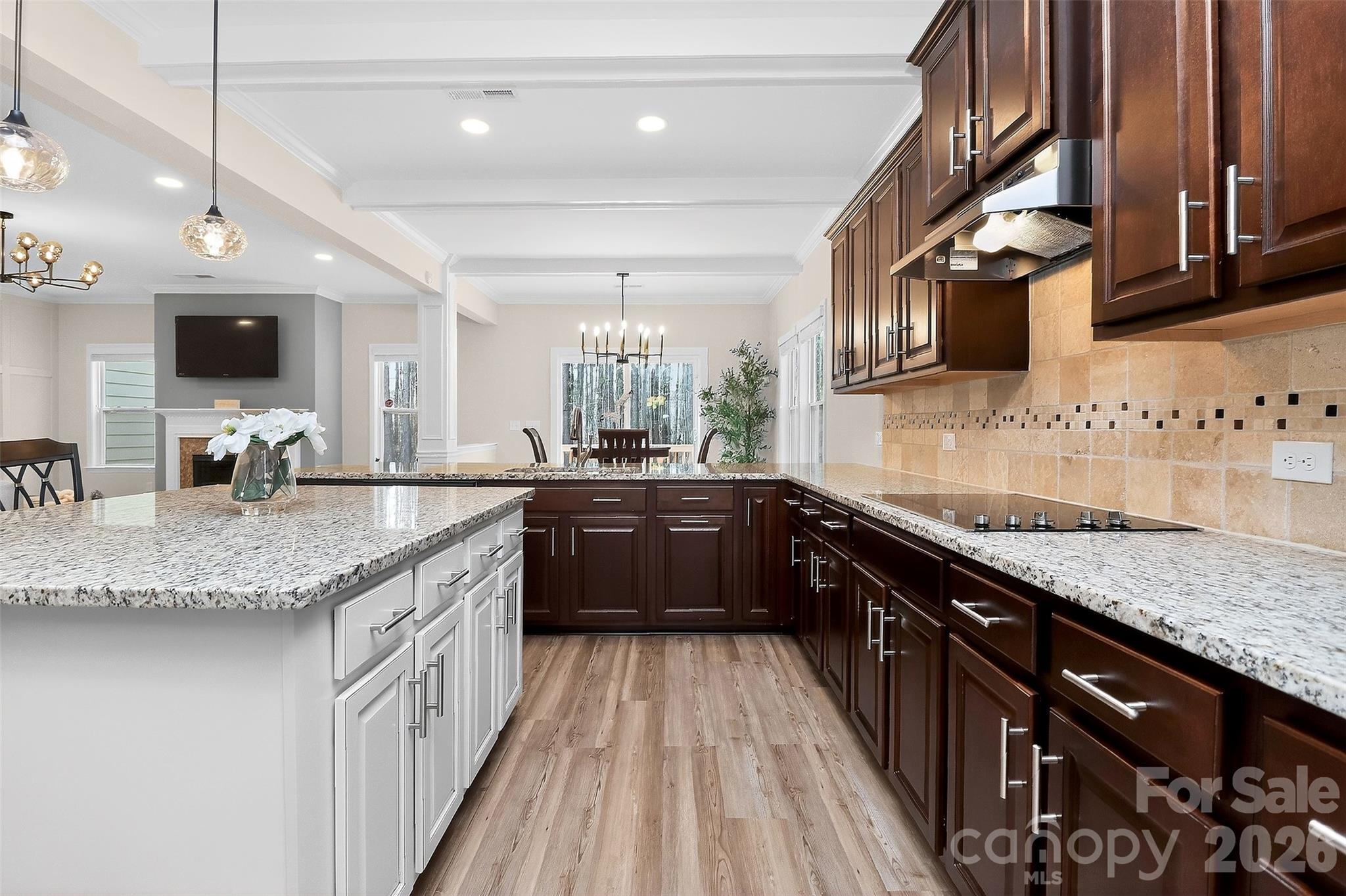 1309 Huntcliff Drive