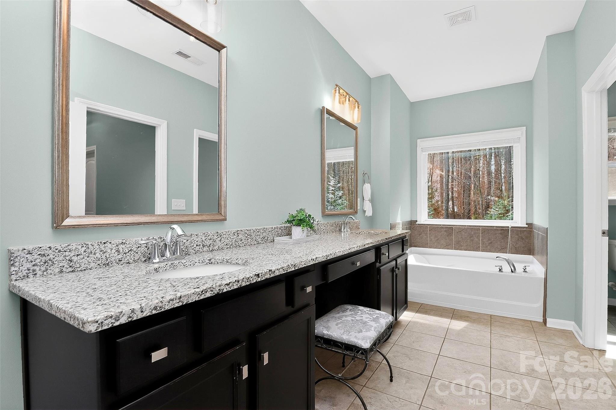 1309 Huntcliff Drive