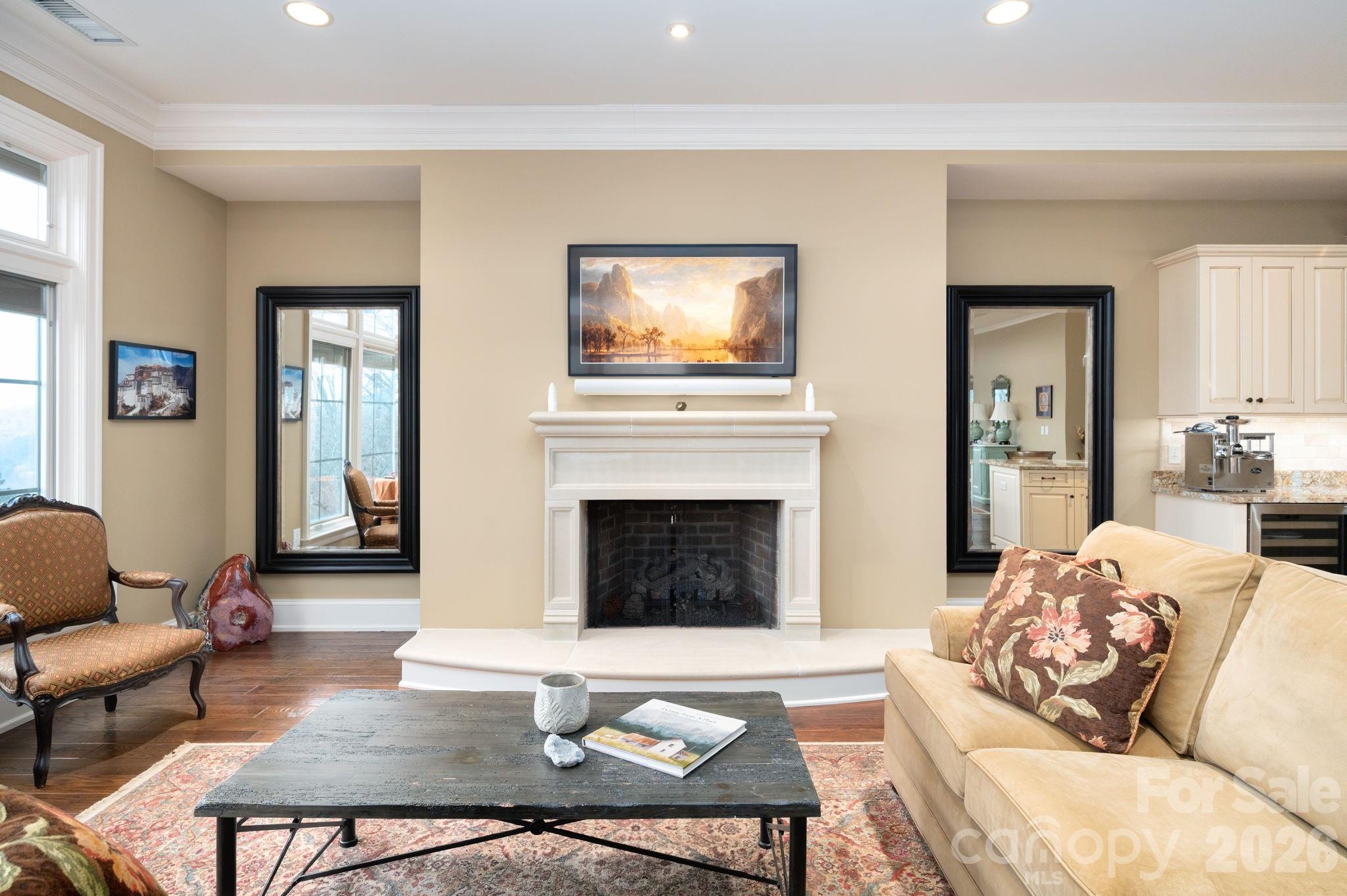 288 Macon Avenue Unit: 301