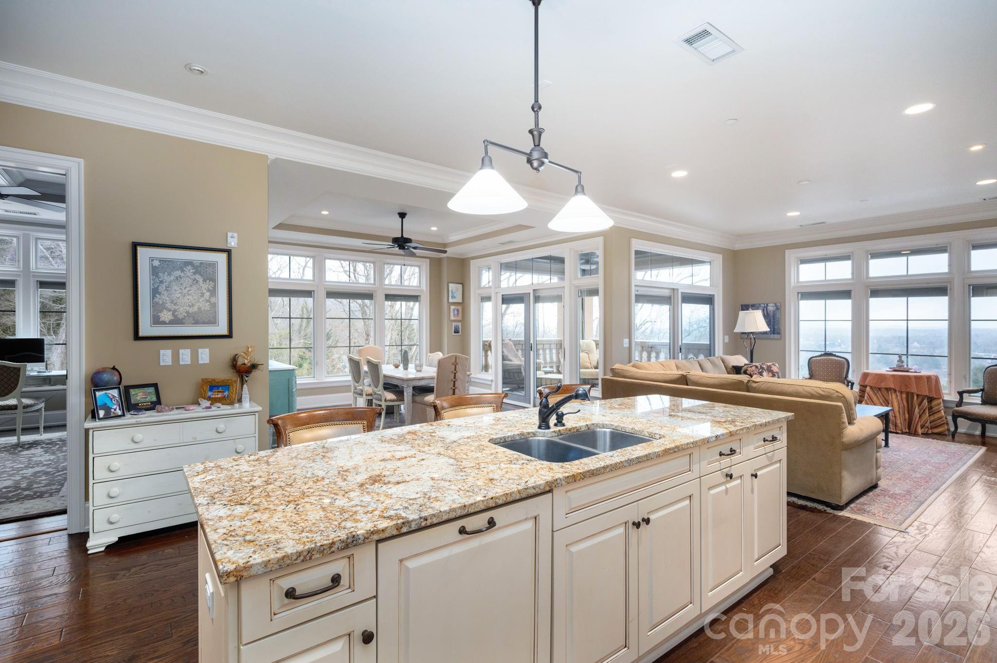 288 Macon Avenue Unit: 301