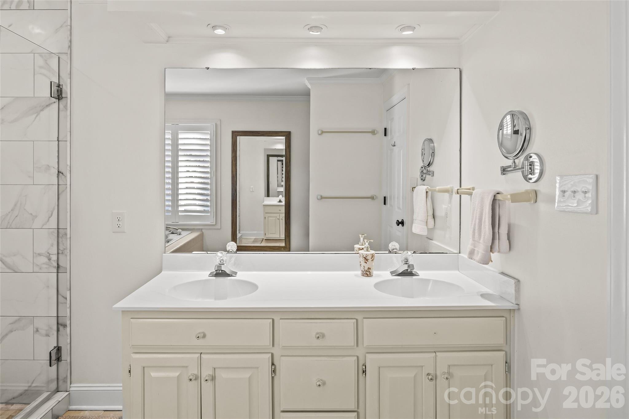 6936 Cameron Glen Drive