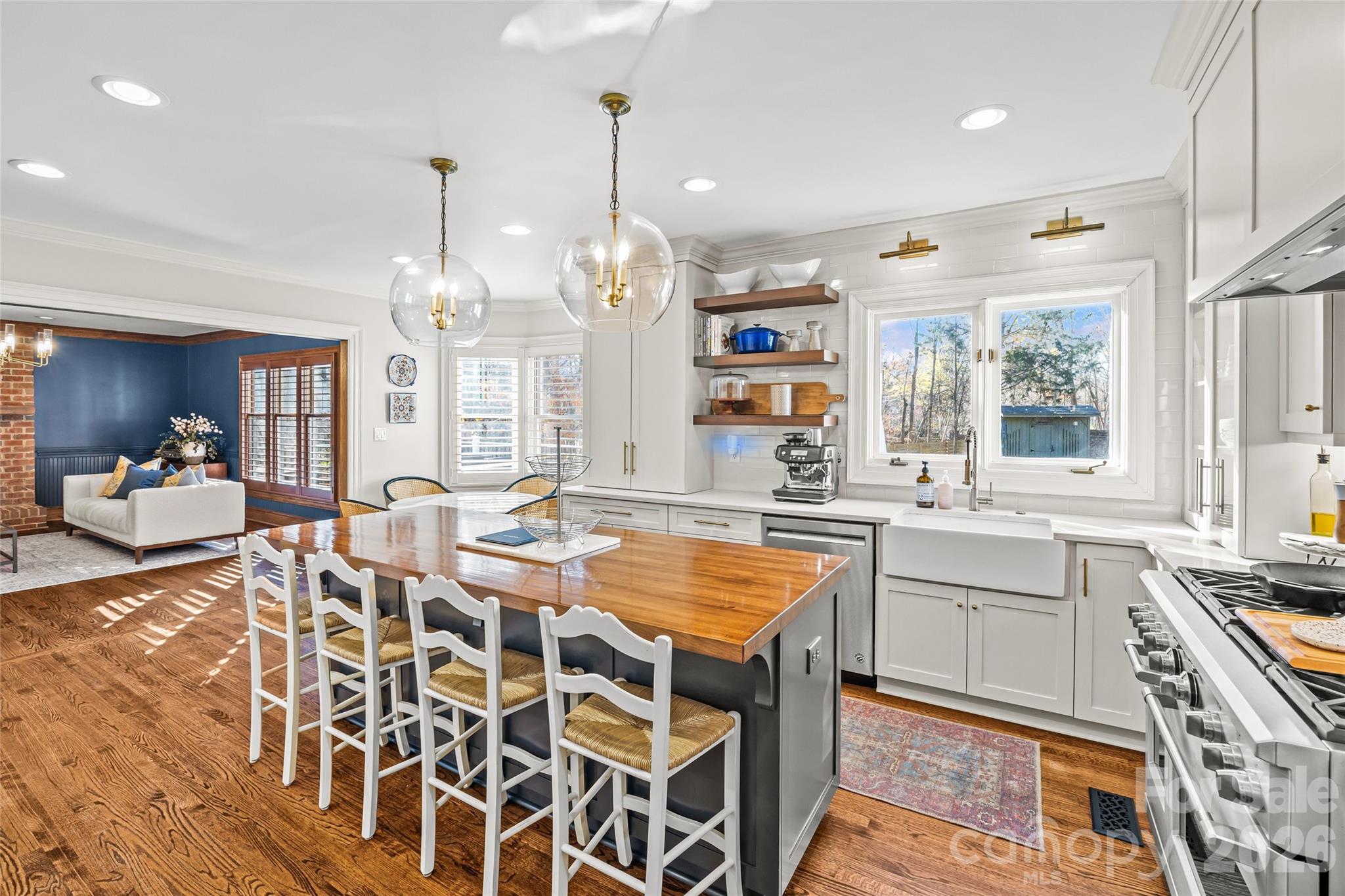 6936 Cameron Glen Drive