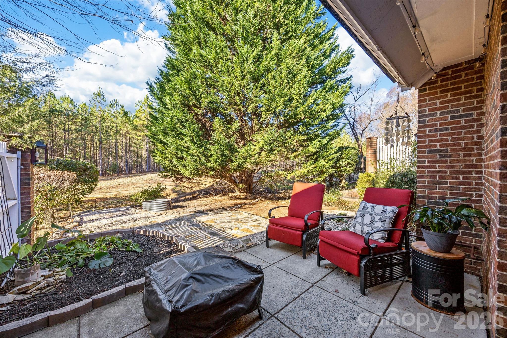 806 Colony Oaks Drive Unit: B