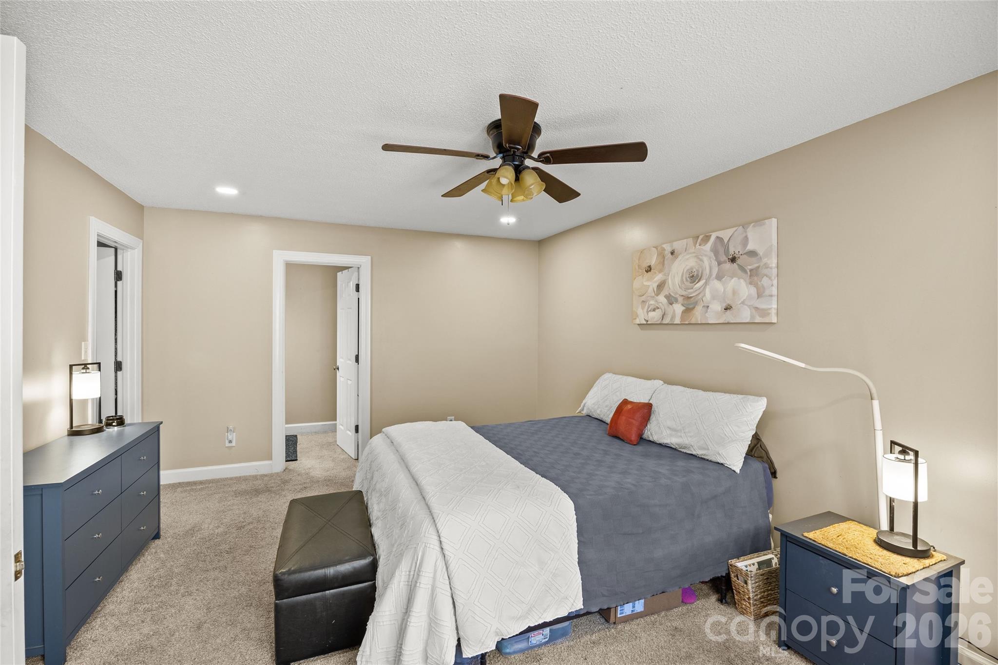 806 Colony Oaks Drive Unit: B