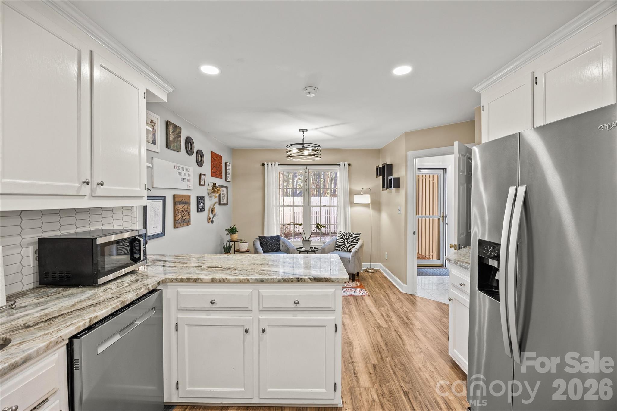 806 Colony Oaks Drive Unit: B