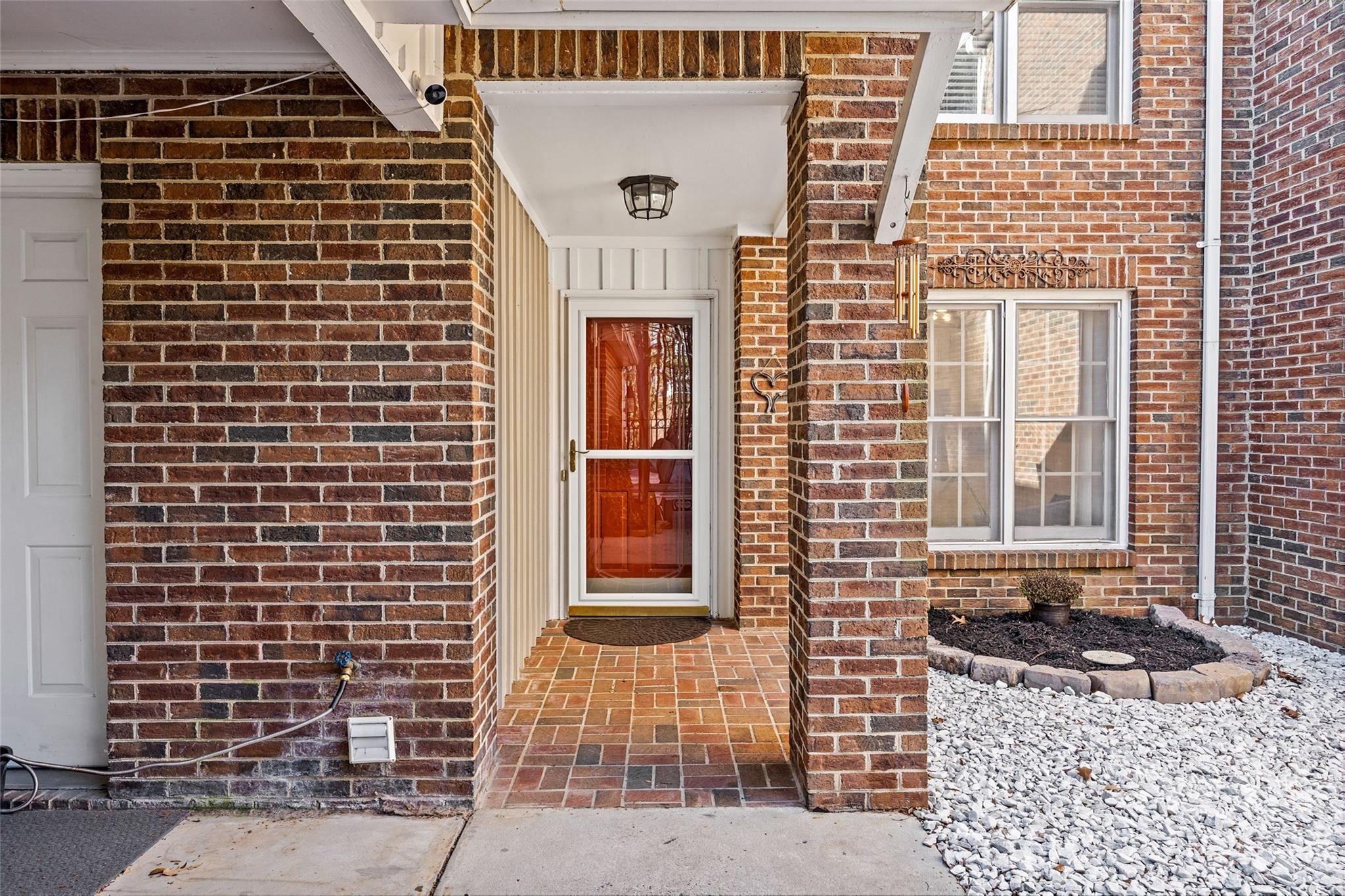 806 Colony Oaks Drive Unit: B