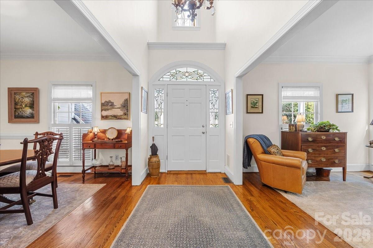 6203 Kensington Gardens Court