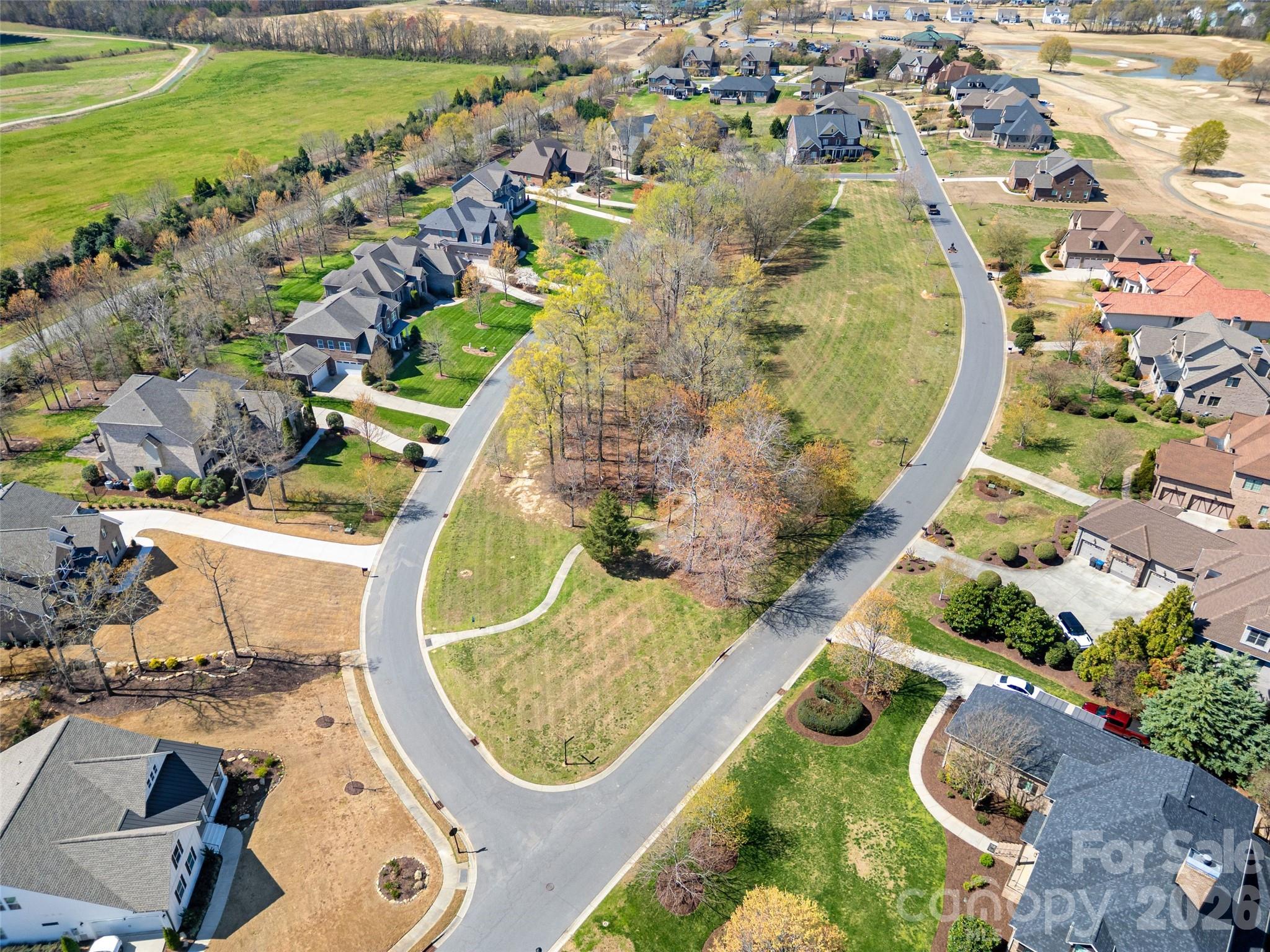 2718 Old Course Road